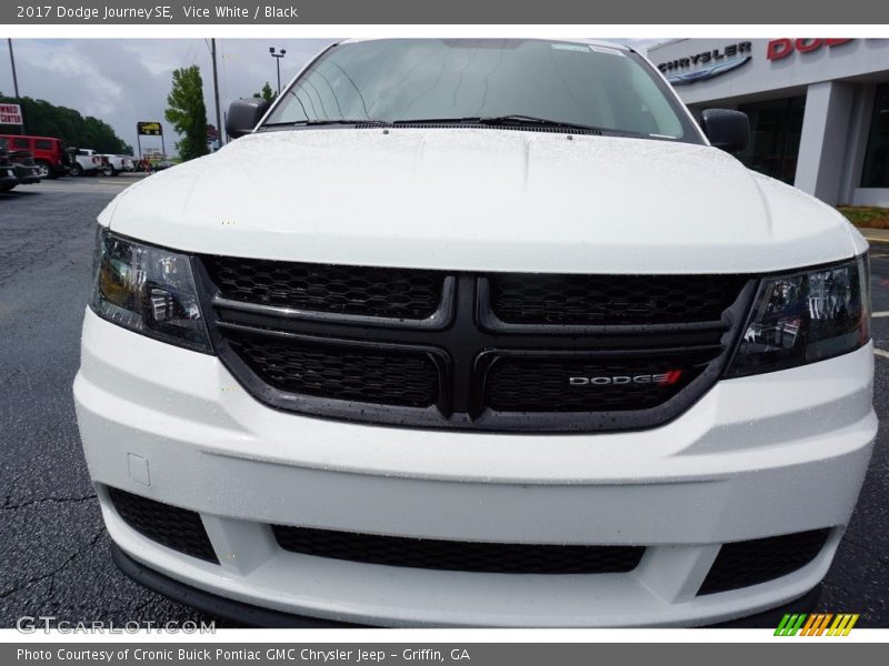 Vice White / Black 2017 Dodge Journey SE
