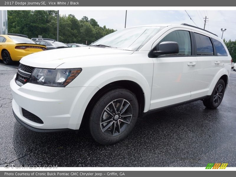 Vice White / Black 2017 Dodge Journey SE