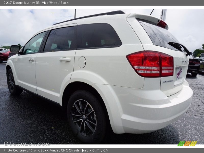 Vice White / Black 2017 Dodge Journey SE