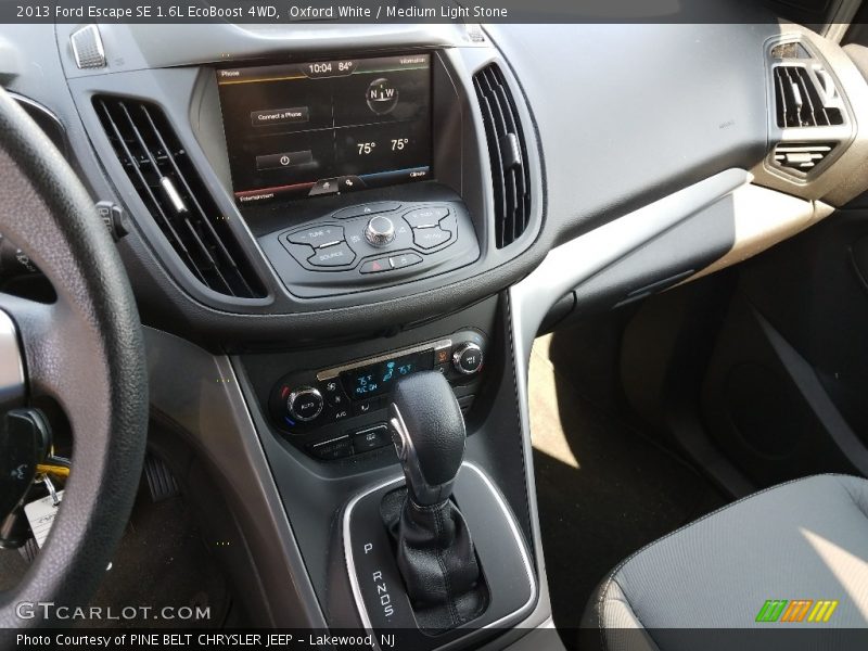 Oxford White / Medium Light Stone 2013 Ford Escape SE 1.6L EcoBoost 4WD