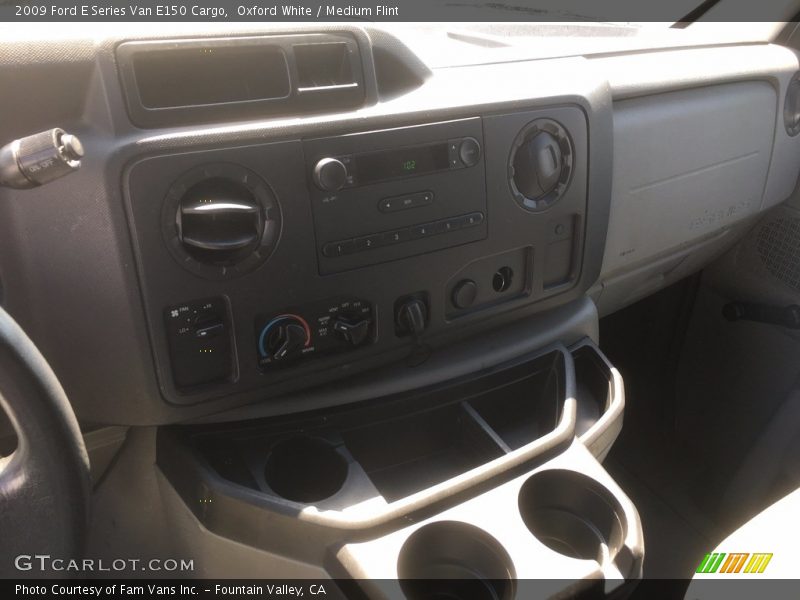 Oxford White / Medium Flint 2009 Ford E Series Van E150 Cargo