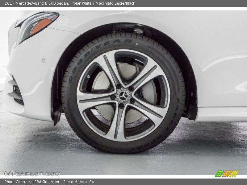 Polar White / Macchiato Beige/Black 2017 Mercedes-Benz E 300 Sedan