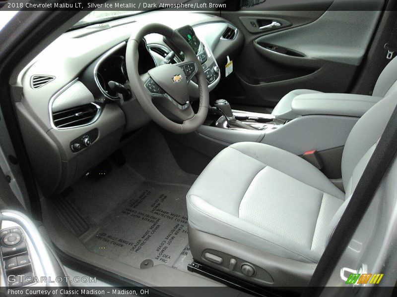 Silver Ice Metallic / Dark Atmosphere/Loft Brown 2018 Chevrolet Malibu LT