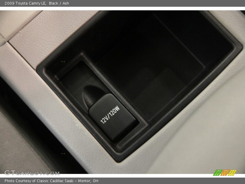 Black / Ash 2009 Toyota Camry LE