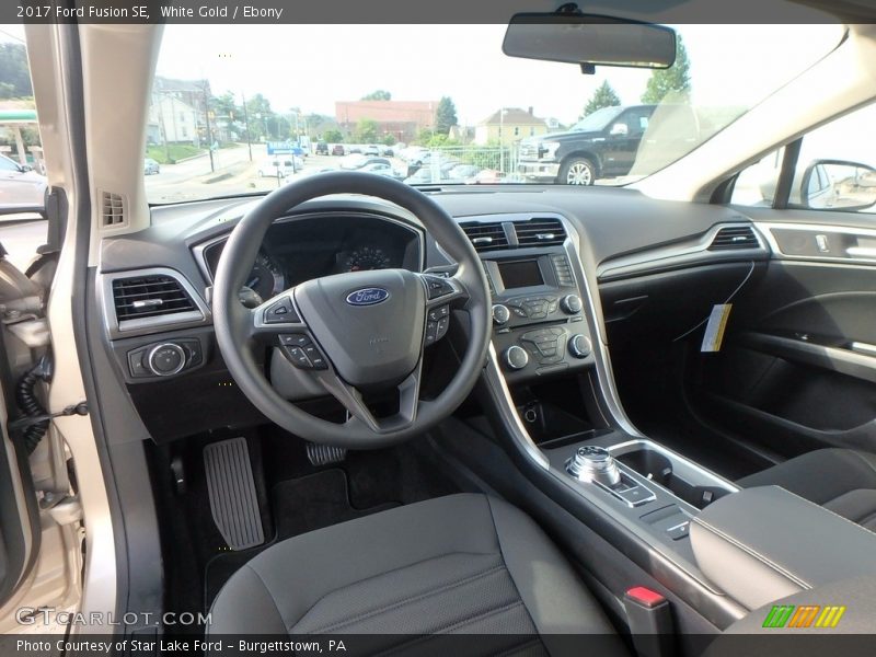 White Gold / Ebony 2017 Ford Fusion SE