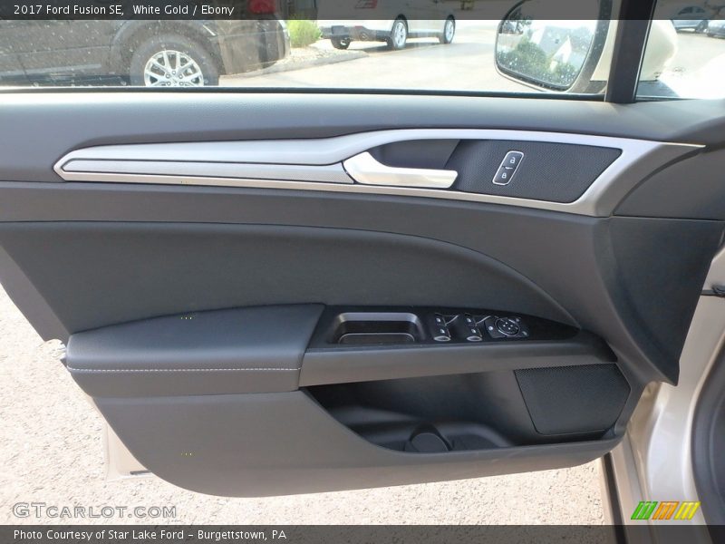 White Gold / Ebony 2017 Ford Fusion SE