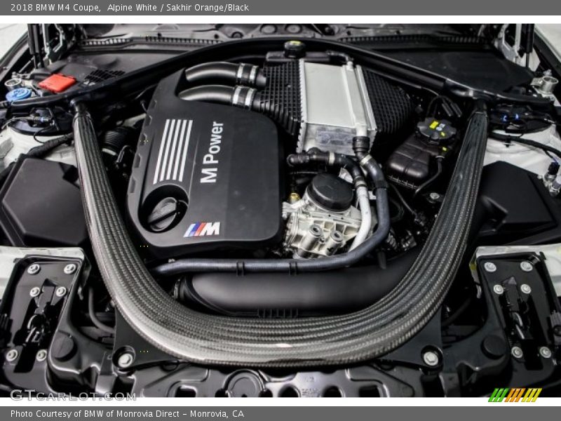 Alpine White / Sakhir Orange/Black 2018 BMW M4 Coupe