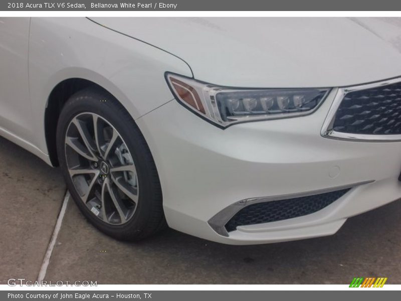 Bellanova White Pearl / Ebony 2018 Acura TLX V6 Sedan
