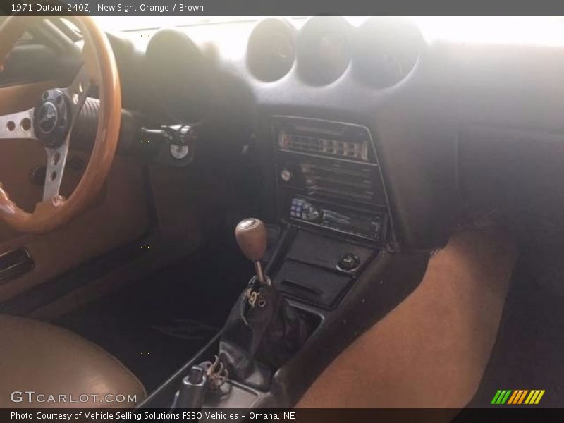 Dashboard of 1971 240Z 