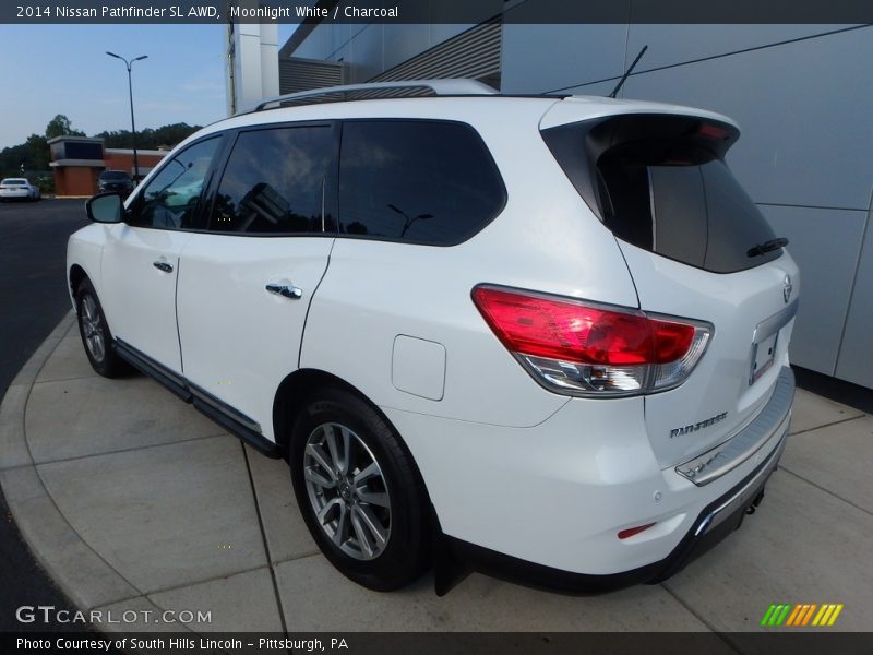 Moonlight White / Charcoal 2014 Nissan Pathfinder SL AWD