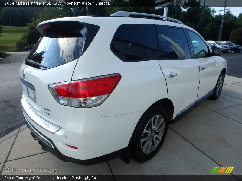 Moonlight White / Charcoal 2014 Nissan Pathfinder SL AWD