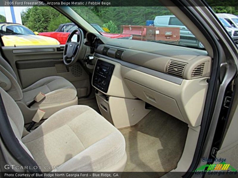 Arizona Beige Metallic / Pebble Beige 2006 Ford Freestar SE