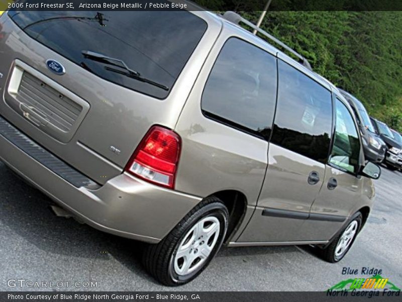 Arizona Beige Metallic / Pebble Beige 2006 Ford Freestar SE