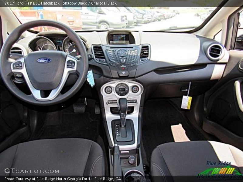 Shadow Black / Charcoal Black 2017 Ford Fiesta SE Hatchback