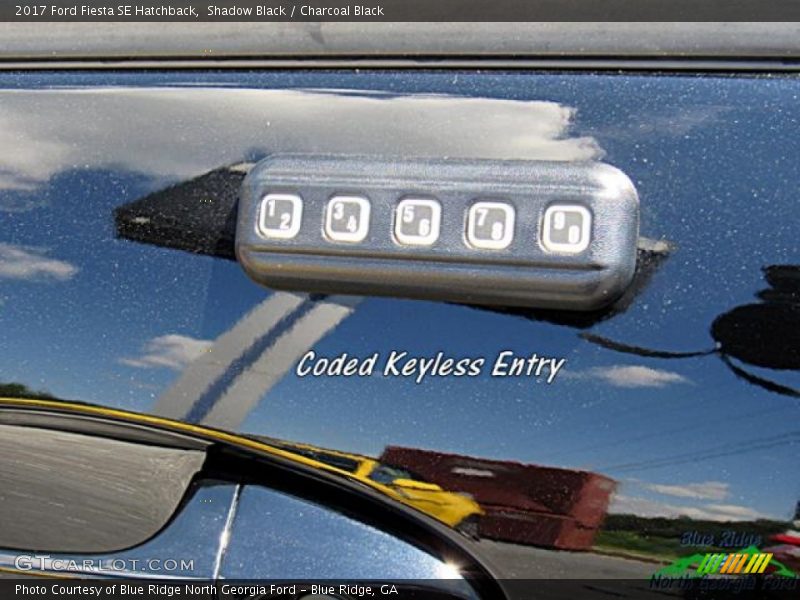 Shadow Black / Charcoal Black 2017 Ford Fiesta SE Hatchback