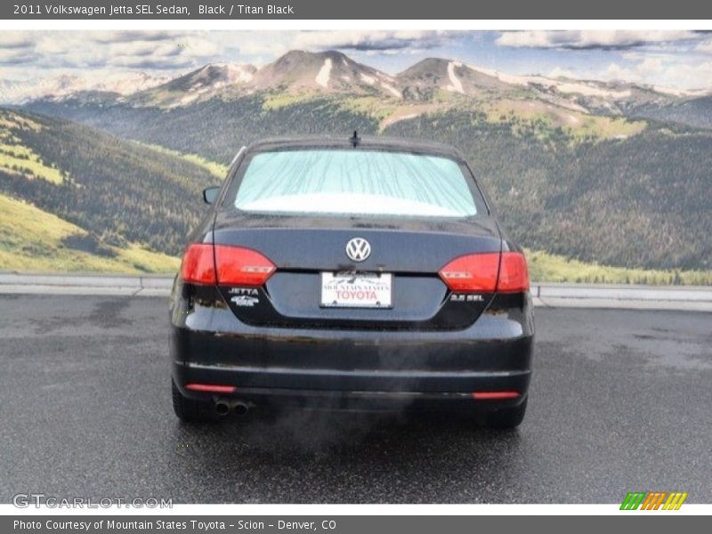 Black / Titan Black 2011 Volkswagen Jetta SEL Sedan