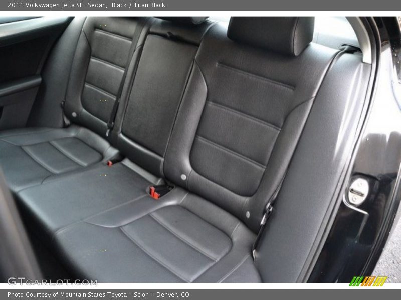 Black / Titan Black 2011 Volkswagen Jetta SEL Sedan