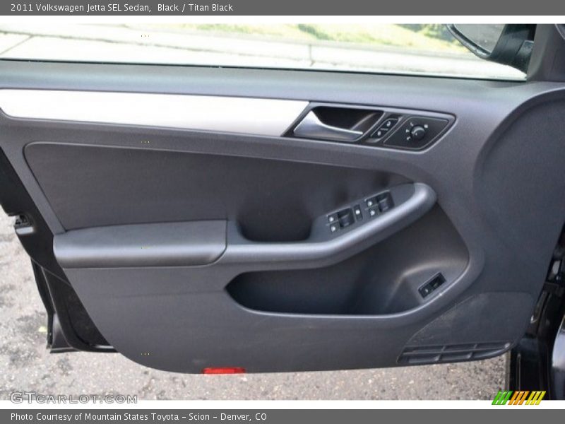 Black / Titan Black 2011 Volkswagen Jetta SEL Sedan