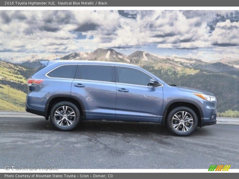 Nautical Blue Metallic / Black 2016 Toyota Highlander XLE