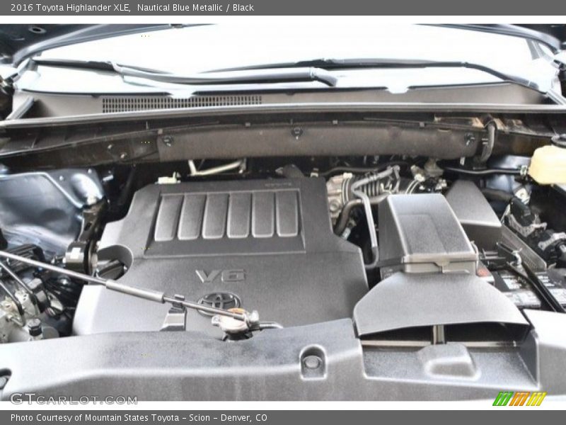 Nautical Blue Metallic / Black 2016 Toyota Highlander XLE