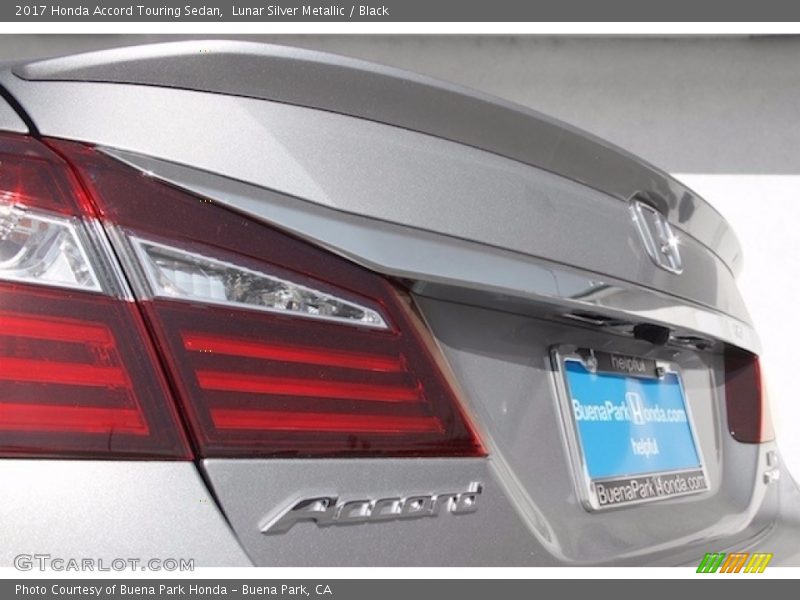 Lunar Silver Metallic / Black 2017 Honda Accord Touring Sedan