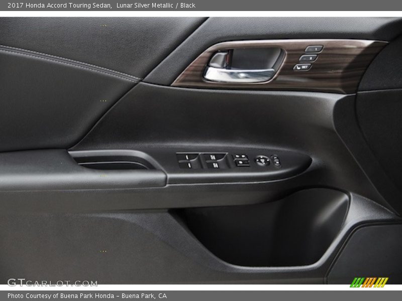 Lunar Silver Metallic / Black 2017 Honda Accord Touring Sedan