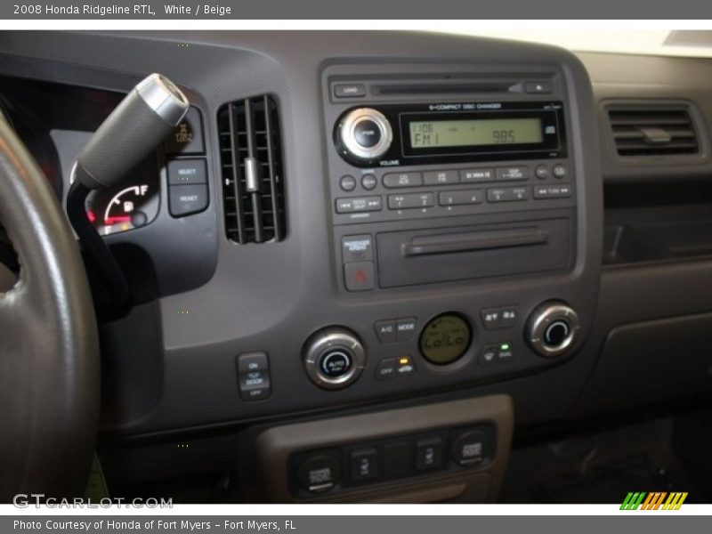 White / Beige 2008 Honda Ridgeline RTL