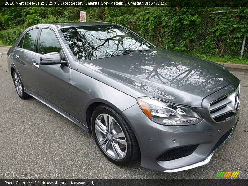 Front 3/4 View of 2016 E 250 Bluetec Sedan