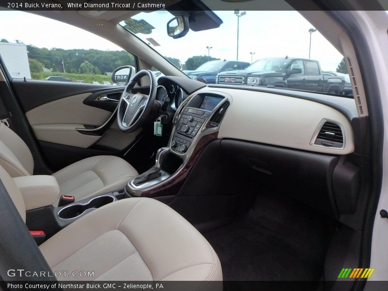 White Diamond Tricoat / Cashmere 2014 Buick Verano