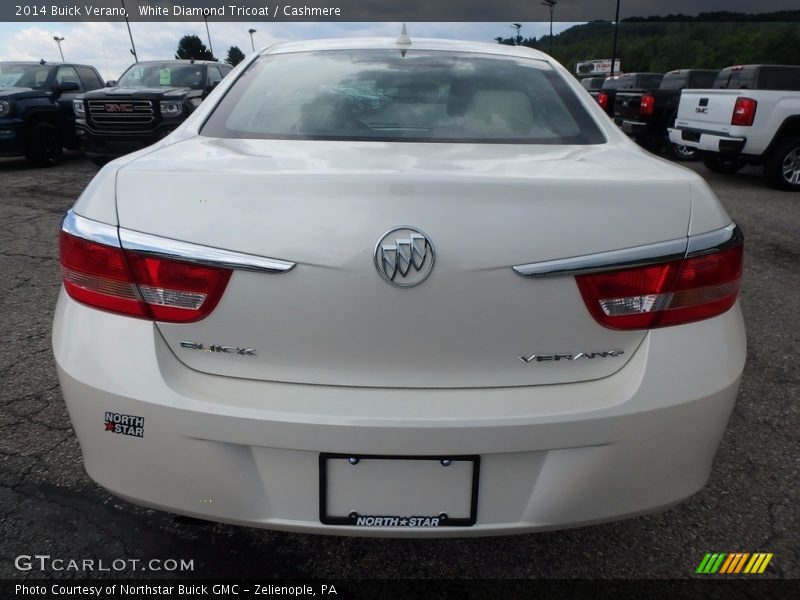 White Diamond Tricoat / Cashmere 2014 Buick Verano