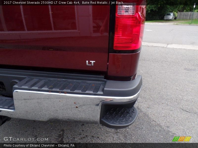 Butte Red Metallic / Jet Black 2017 Chevrolet Silverado 2500HD LT Crew Cab 4x4
