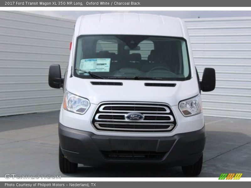 Oxford White / Charcoal Black 2017 Ford Transit Wagon XL 350 MR Long