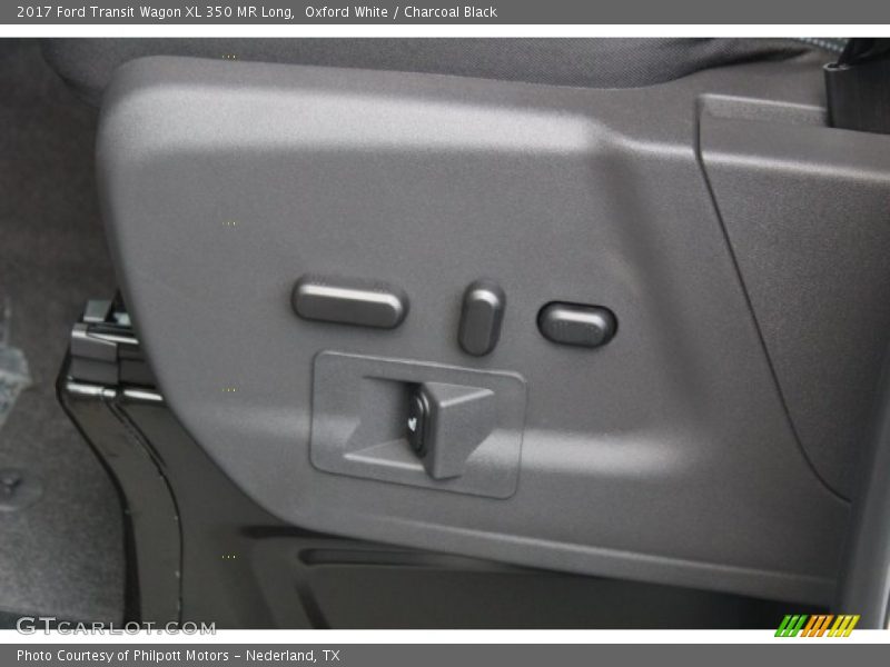 Oxford White / Charcoal Black 2017 Ford Transit Wagon XL 350 MR Long