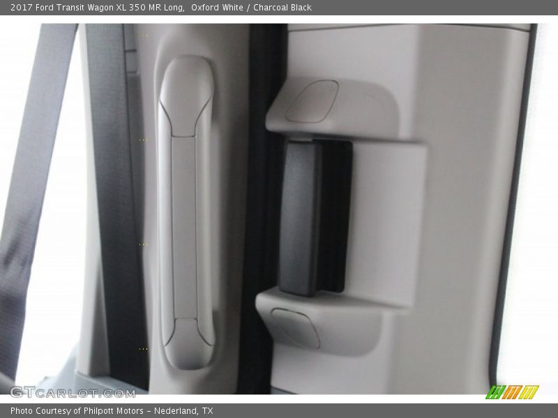 Oxford White / Charcoal Black 2017 Ford Transit Wagon XL 350 MR Long