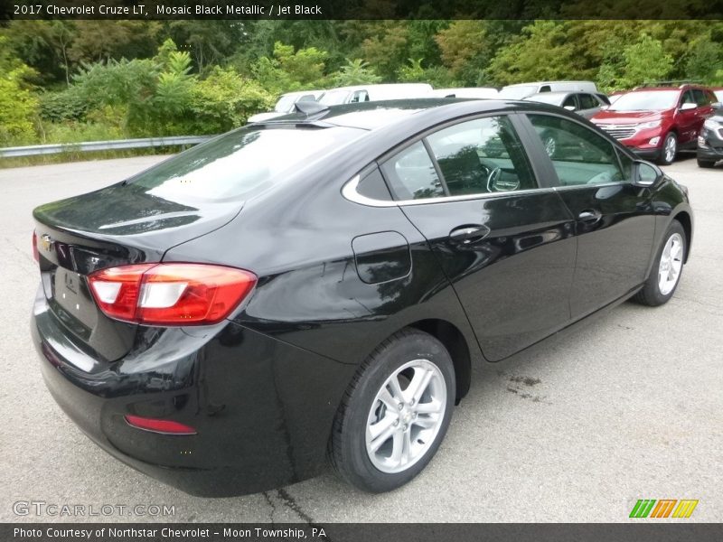 Mosaic Black Metallic / Jet Black 2017 Chevrolet Cruze LT
