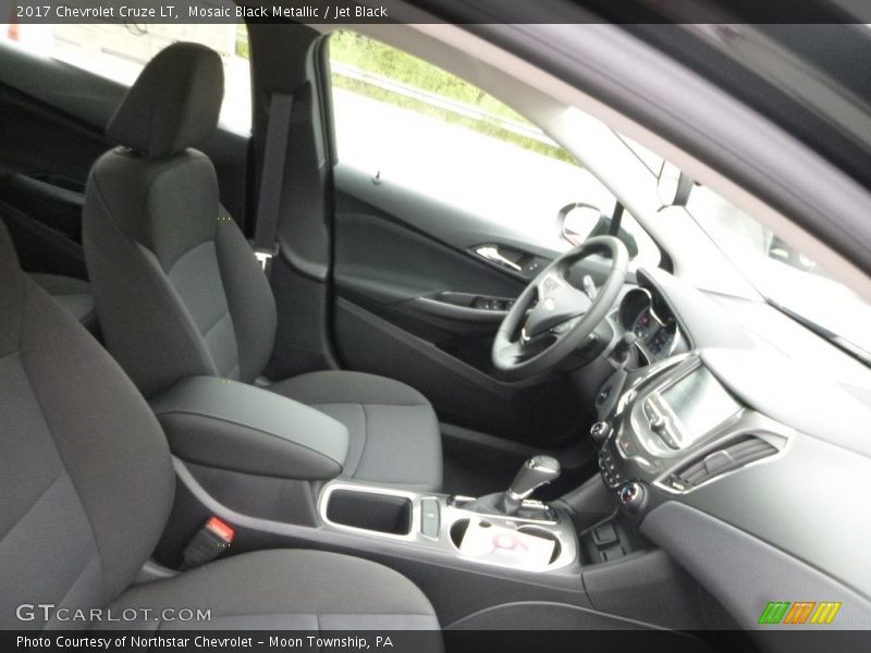 Mosaic Black Metallic / Jet Black 2017 Chevrolet Cruze LT
