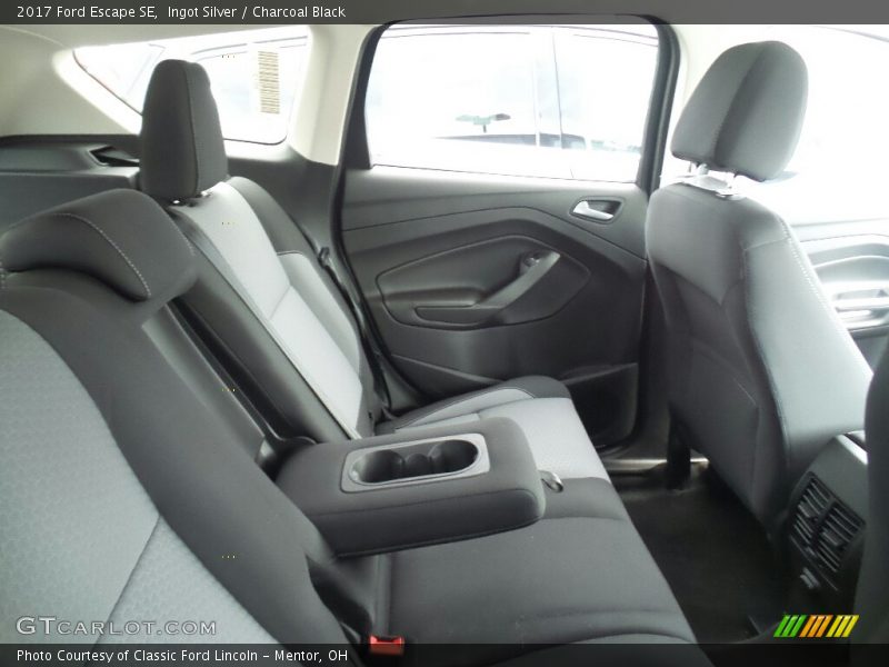 Ingot Silver / Charcoal Black 2017 Ford Escape SE