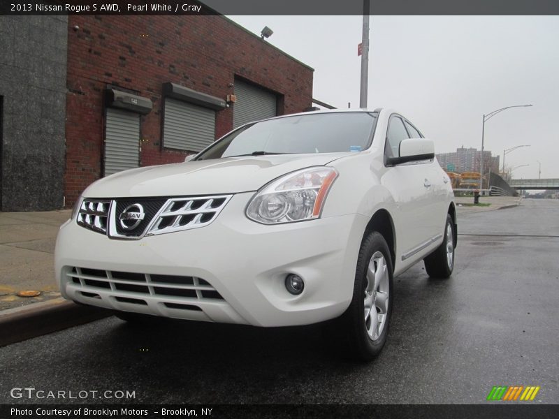 Pearl White / Gray 2013 Nissan Rogue S AWD