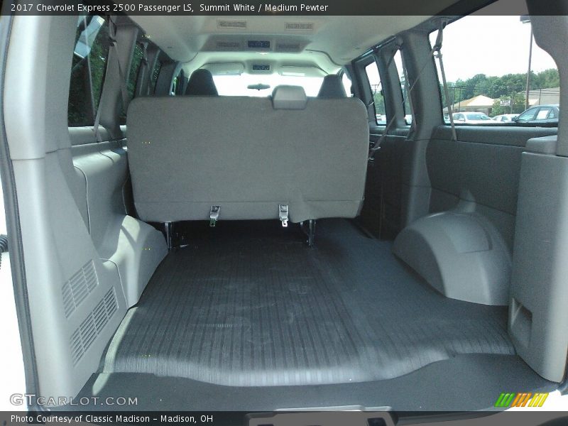 Summit White / Medium Pewter 2017 Chevrolet Express 2500 Passenger LS