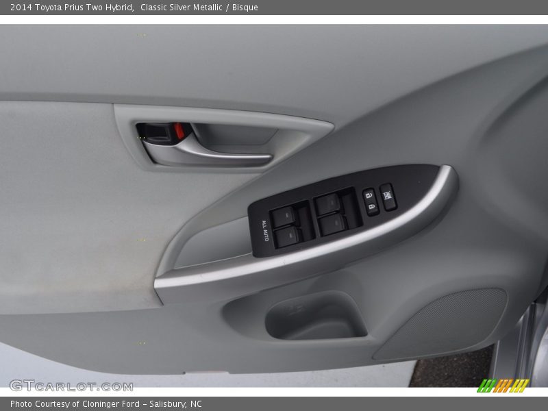 Classic Silver Metallic / Bisque 2014 Toyota Prius Two Hybrid