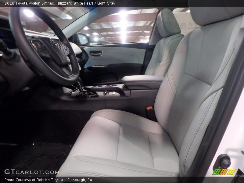 Blizzard White Pearl / Light Gray 2018 Toyota Avalon Limited