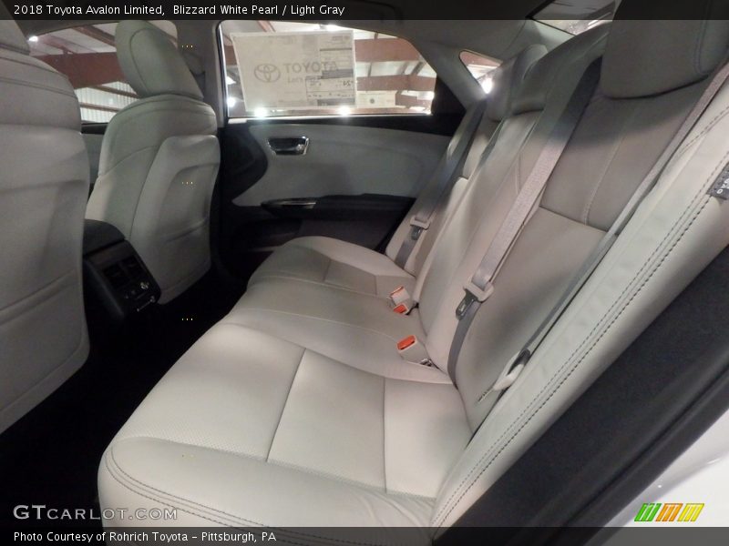 Blizzard White Pearl / Light Gray 2018 Toyota Avalon Limited