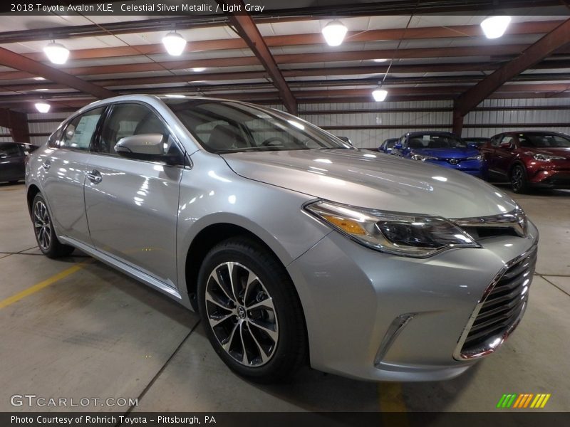 Celestial Silver Metallic / Light Gray 2018 Toyota Avalon XLE