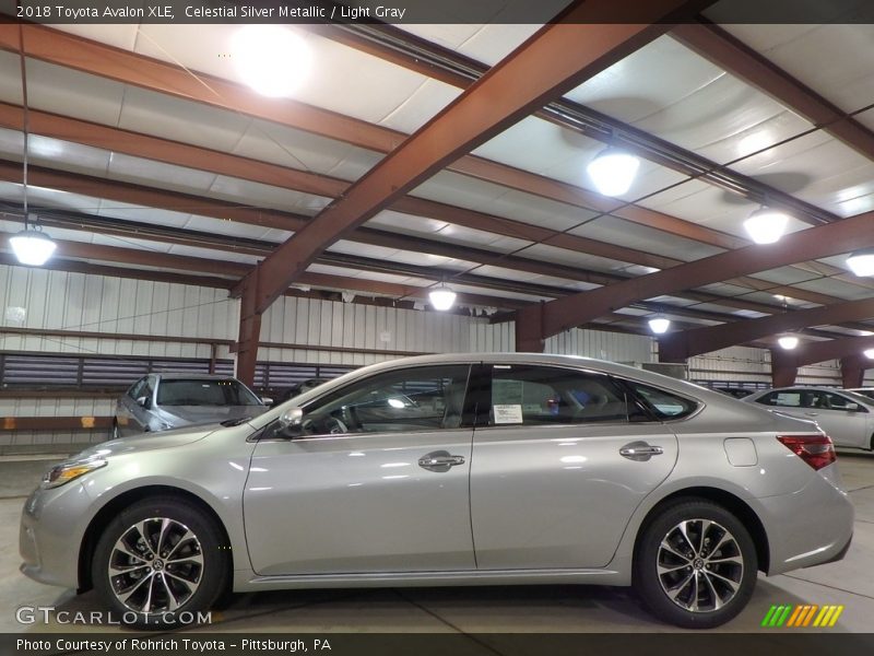 Celestial Silver Metallic / Light Gray 2018 Toyota Avalon XLE
