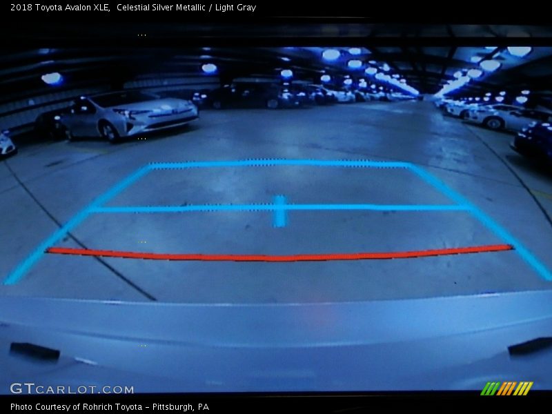 Celestial Silver Metallic / Light Gray 2018 Toyota Avalon XLE