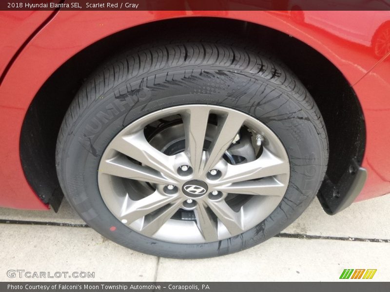 Scarlet Red / Gray 2018 Hyundai Elantra SEL