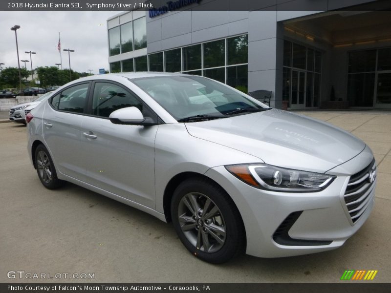 Symphony Silver / Black 2018 Hyundai Elantra SEL