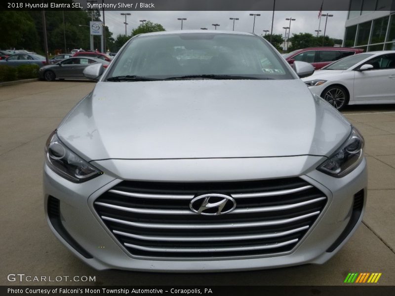 Symphony Silver / Black 2018 Hyundai Elantra SEL