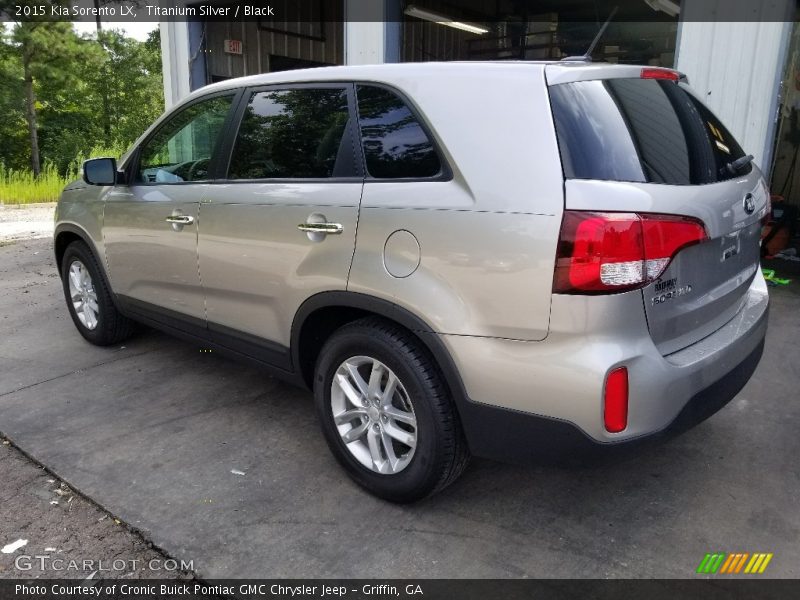 Titanium Silver / Black 2015 Kia Sorento LX