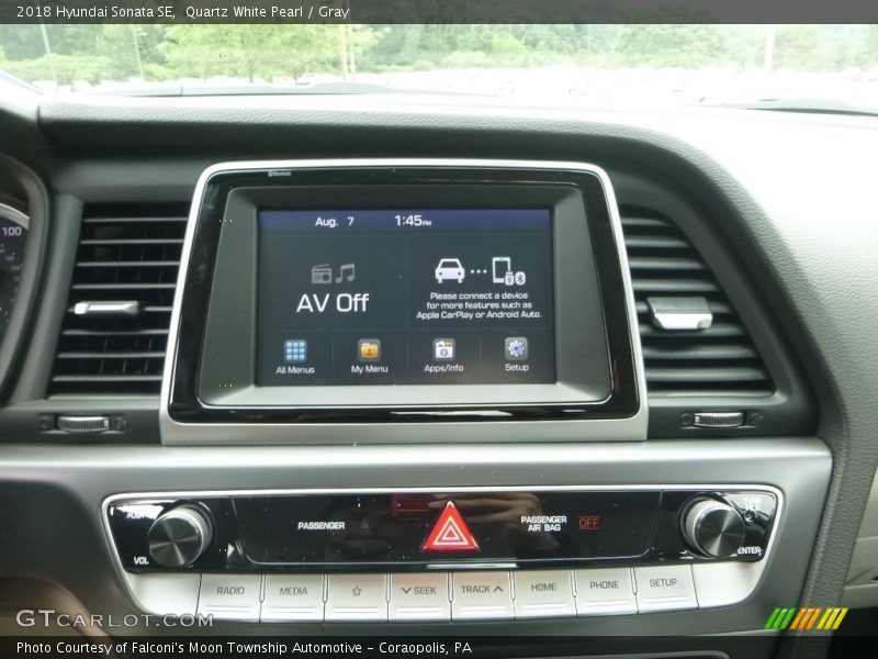 Quartz White Pearl / Gray 2018 Hyundai Sonata SE
